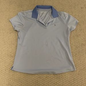 Super cute button up collar shirt